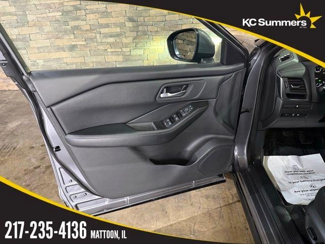 2025 Nissan Rogue FWD SV