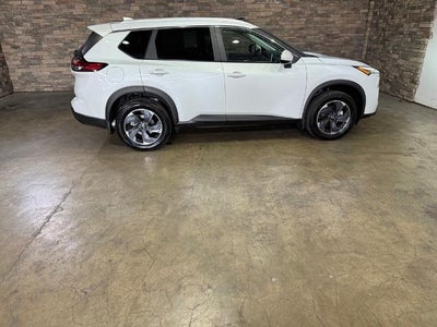 2026 Nissan Rogue FWD SV *Ltd Avail*