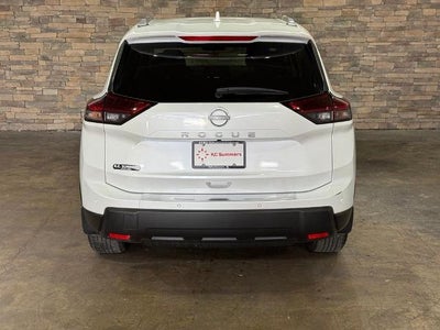 2026 Nissan Rogue FWD SV *Ltd Avail*