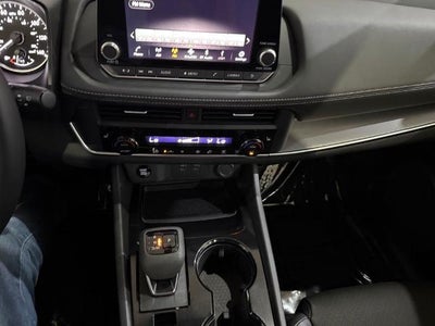 2025 Nissan Rogue FWD SV