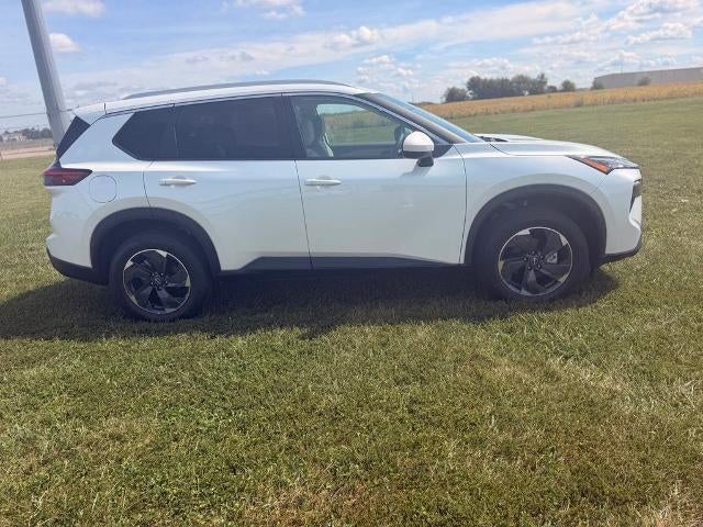 2026 Nissan Rogue FWD SV *Ltd Avail*