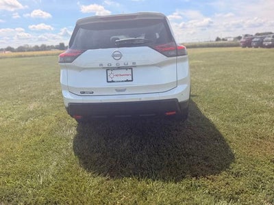 2026 Nissan Rogue FWD SV *Ltd Avail*