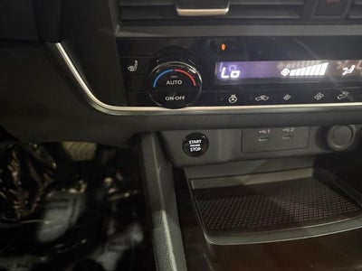 2026 Nissan Rogue FWD SV *Ltd Avail*