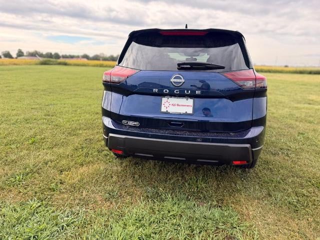 2025 Nissan Rogue FWD SV