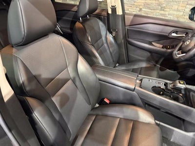 2023 Nissan Rogue FWD SV