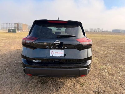 2025 Nissan Rogue FWD SV