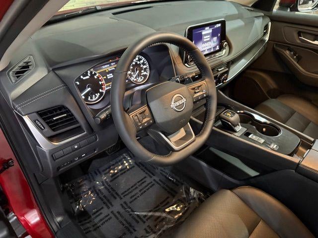 2025 Nissan Rogue FWD SV