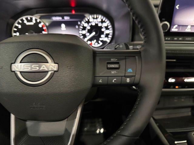 2025 Nissan Rogue FWD SV