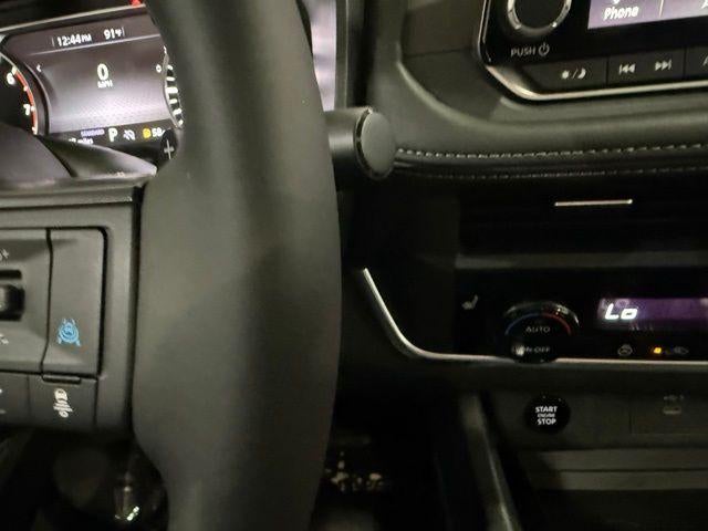 2025 Nissan Rogue FWD SV