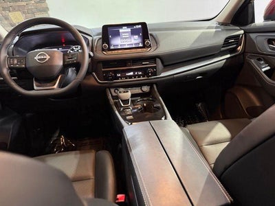 2025 Nissan Rogue FWD SV