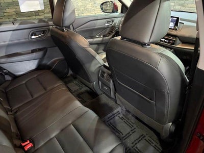2025 Nissan Rogue FWD SV