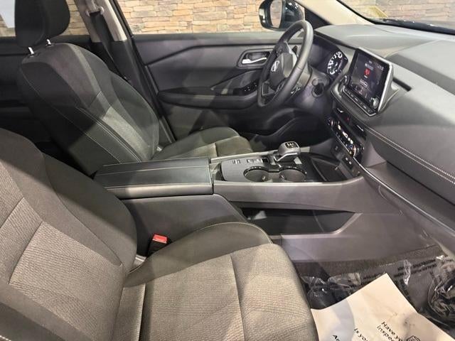 2025 Nissan Rogue FWD SV