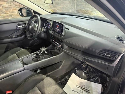 2025 Nissan Rogue FWD SV