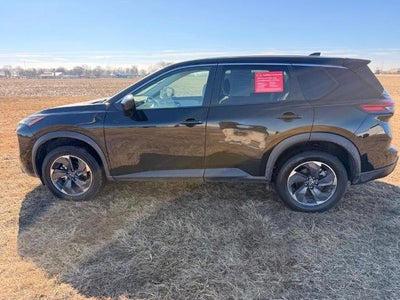 2025 Nissan Rogue FWD SV