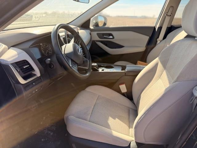 2025 Nissan Rogue FWD SV