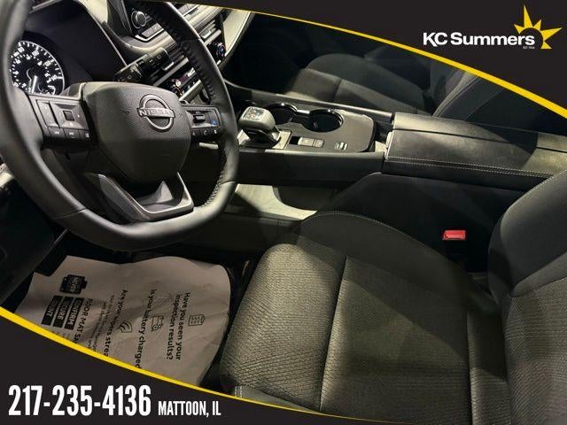 2025 Nissan Rogue FWD SV