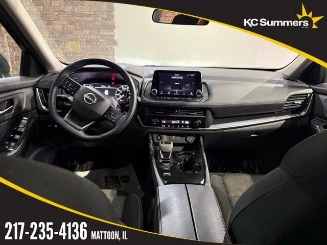 2025 Nissan Rogue FWD SV