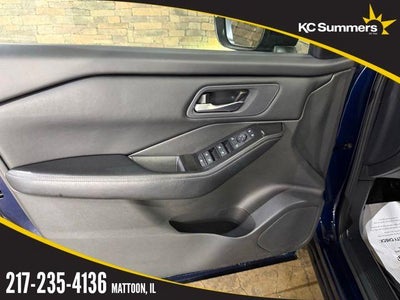 2025 Nissan Rogue FWD SV