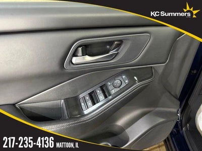 2025 Nissan Rogue FWD SV