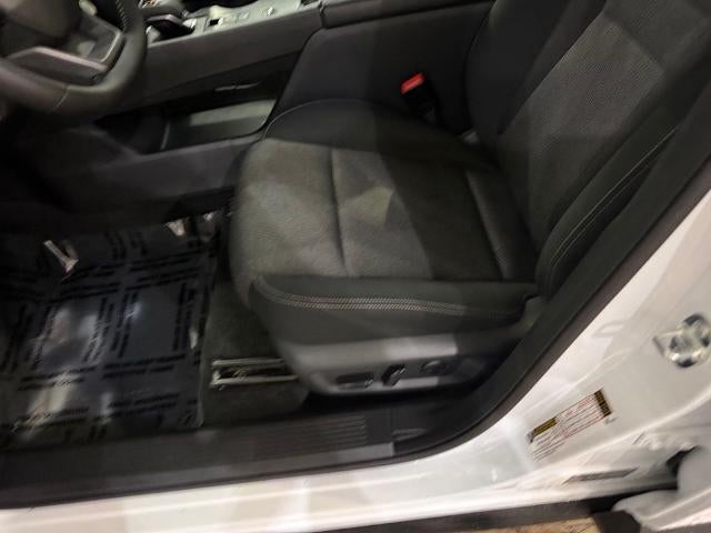2026 Nissan Rogue FWD SV *Ltd Avail*