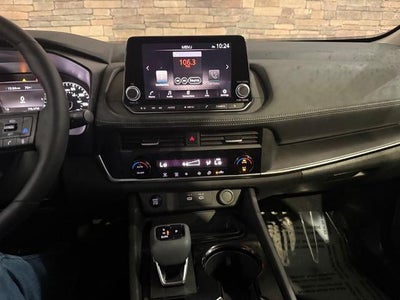 2026 Nissan Rogue FWD SV *Ltd Avail*