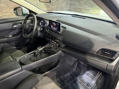 2026 Nissan Rogue FWD SV *Ltd Avail*