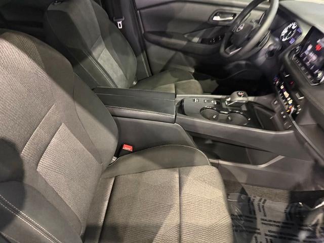2026 Nissan Rogue FWD SV *Ltd Avail*
