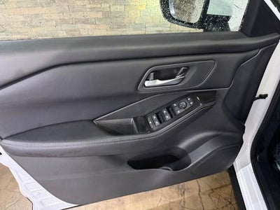 2026 Nissan Rogue FWD SV *Ltd Avail*