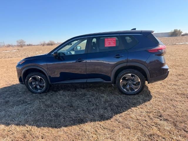 2025 Nissan Rogue FWD SV