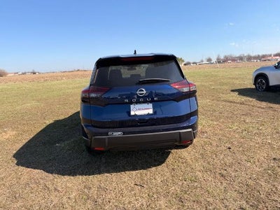 2025 Nissan Rogue FWD SV