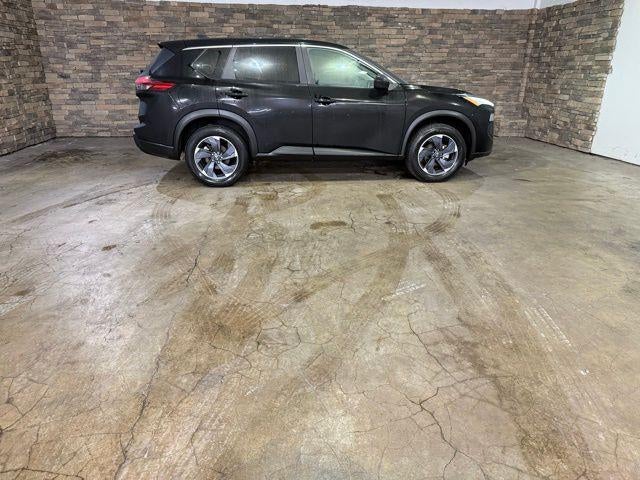 2025 Nissan Rogue AWD SV