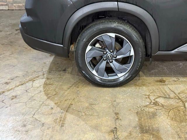 2025 Nissan Rogue AWD SV