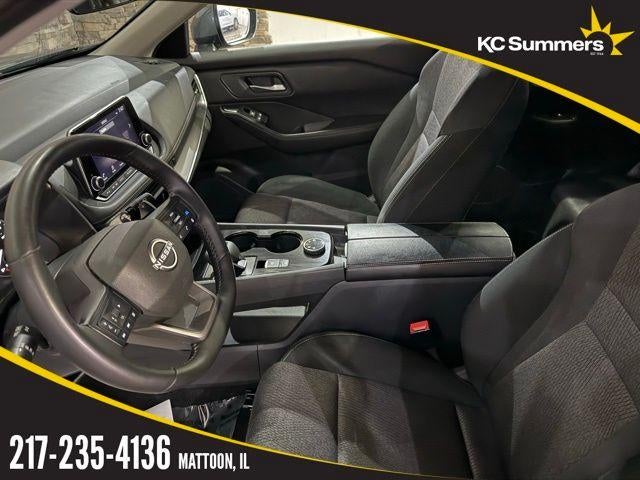 2025 Nissan Rogue AWD SV