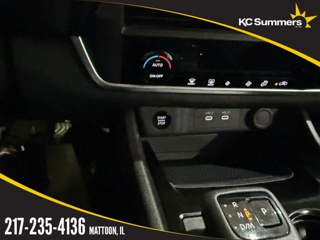 2025 Nissan Rogue AWD SV