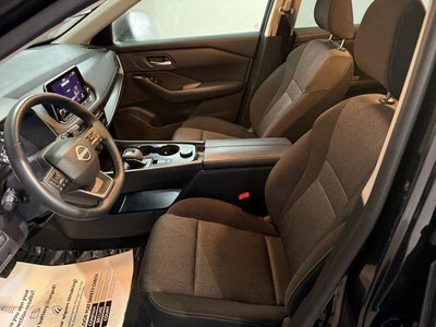 2025 Nissan Rogue AWD SV