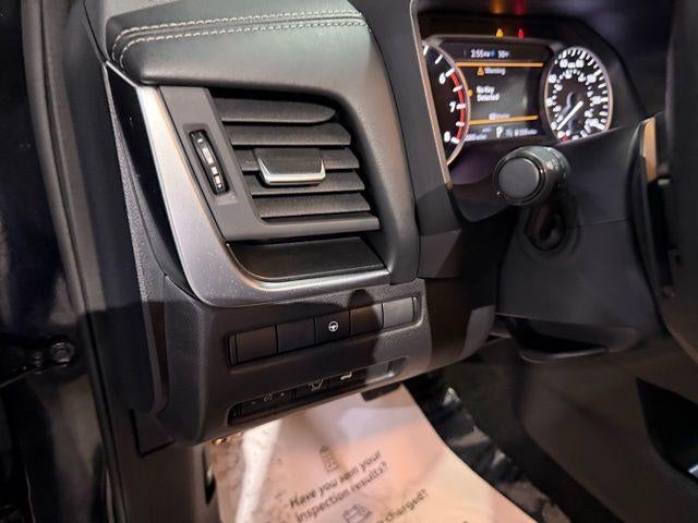 2025 Nissan Rogue AWD SV