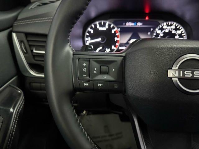 2025 Nissan Rogue AWD SV