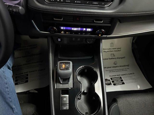 2025 Nissan Rogue AWD SV