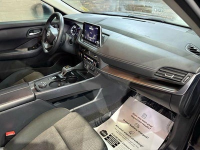 2025 Nissan Rogue AWD SV