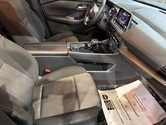 2025 Nissan Rogue AWD SV