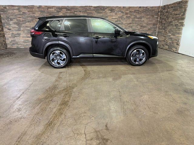 2025 Nissan Rogue AWD SV