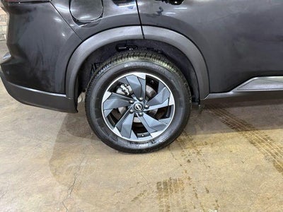 2025 Nissan Rogue AWD SV