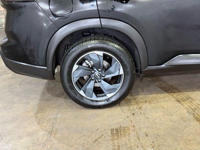 2025 Nissan Rogue AWD SV