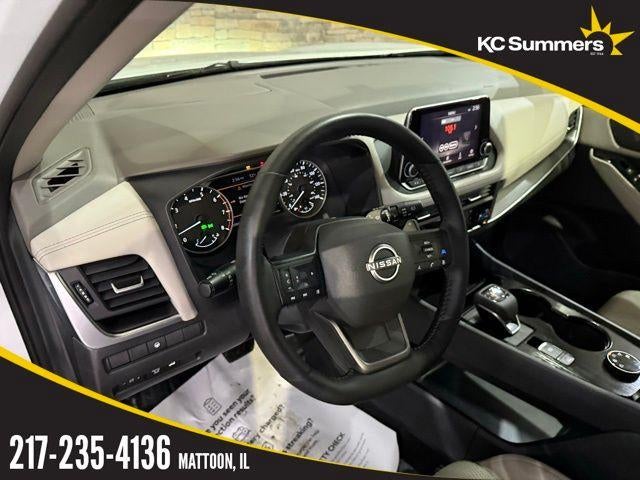 2025 Nissan Rogue AWD SV