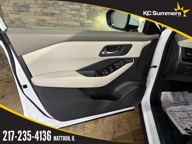 2025 Nissan Rogue AWD SV