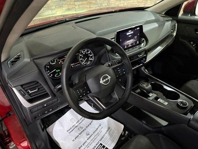2025 Nissan Rogue AWD SV