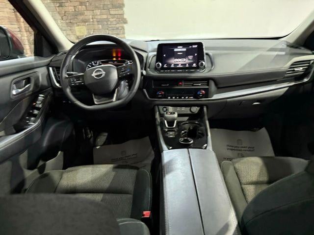 2025 Nissan Rogue AWD SV