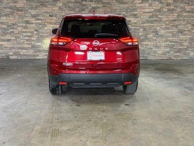 2025 Nissan Rogue AWD SV