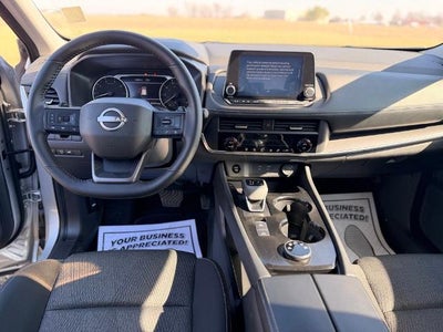 2025 Nissan Rogue AWD SV