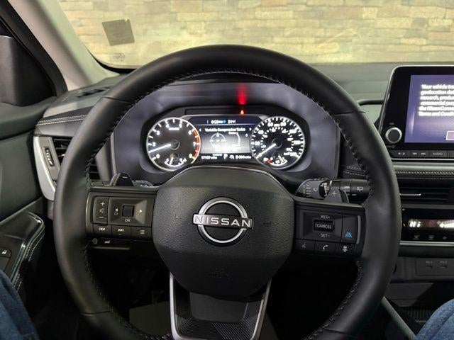 2025 Nissan Rogue AWD SV